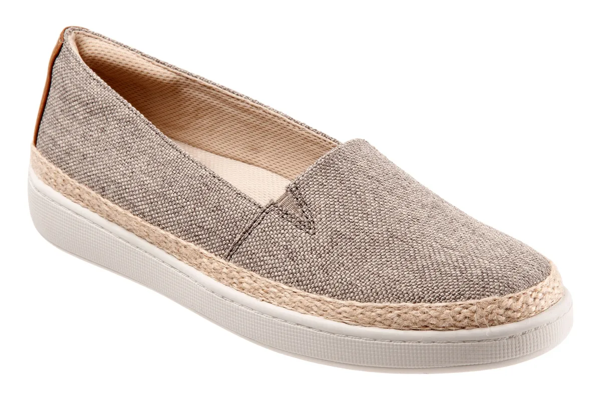 Accent sold by The Walking Company