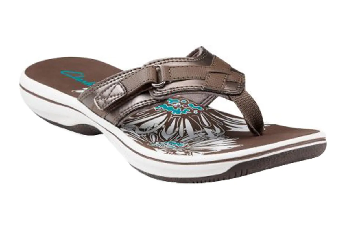 Breeze Sea sold by The Walking Company