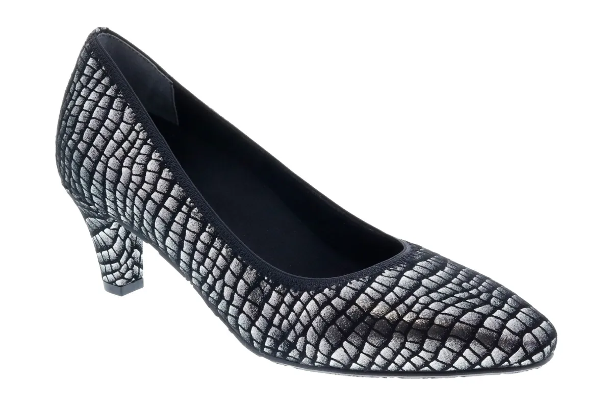 Karat sold by The Walking Company