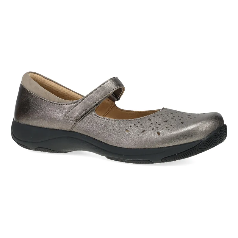 Stacy sold by The Walking Company