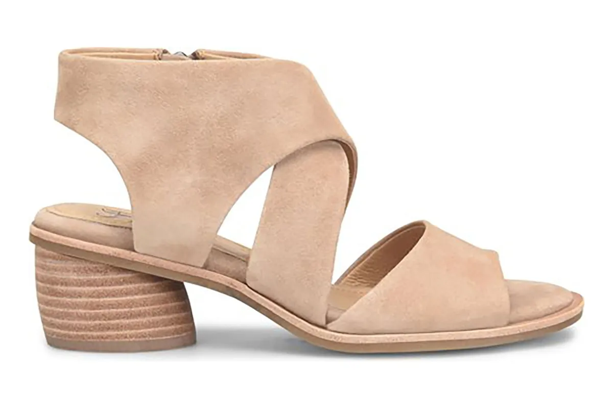 Camille sold by The Walking Company