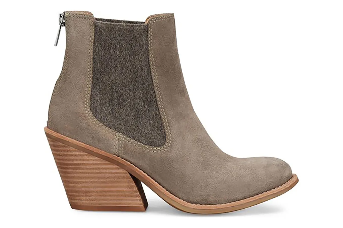 Tara sold by The Walking Company