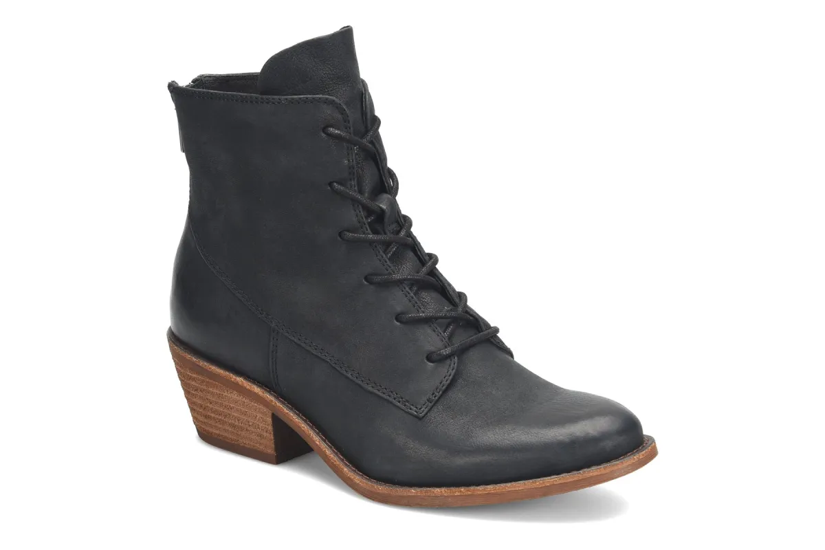 Annalise sold by The Walking Company