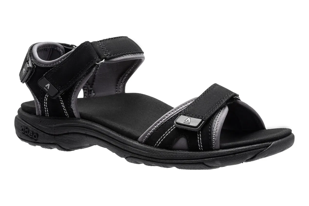 Goleta II Metatarsal sold by The Walking Company