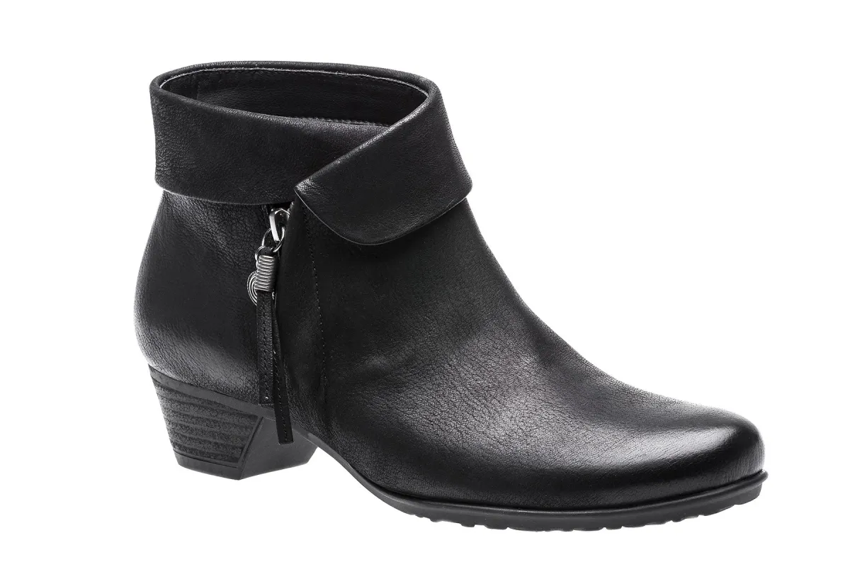 Mila Metatarsal sold by The Walking Company