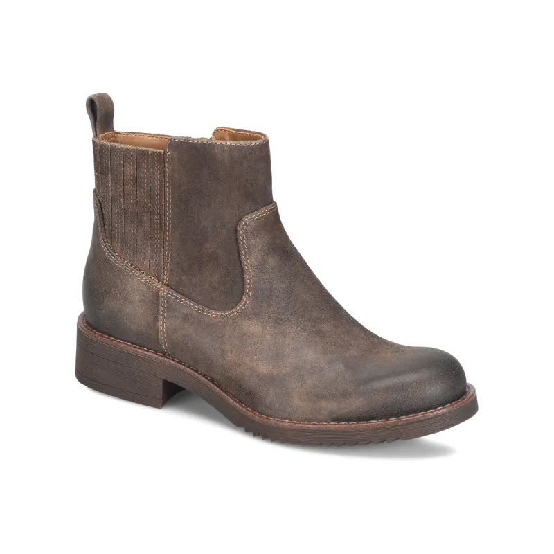 Claire sold by The Walking Company