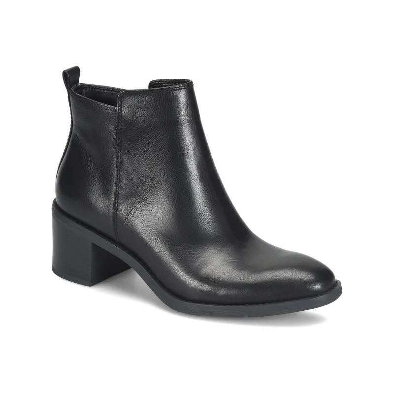 Heather sold by The Walking Company