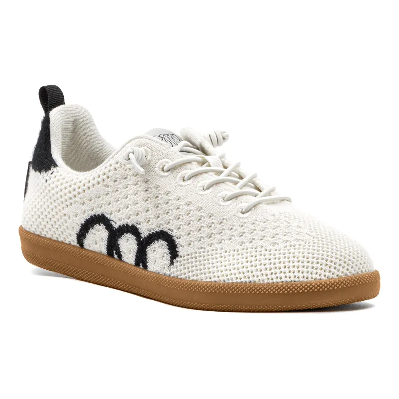 Engadine sold by The Walking Company