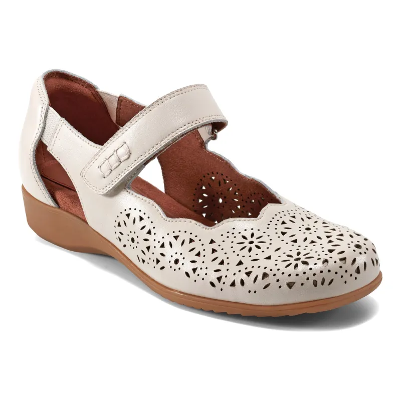 Rully sold by The Walking Company