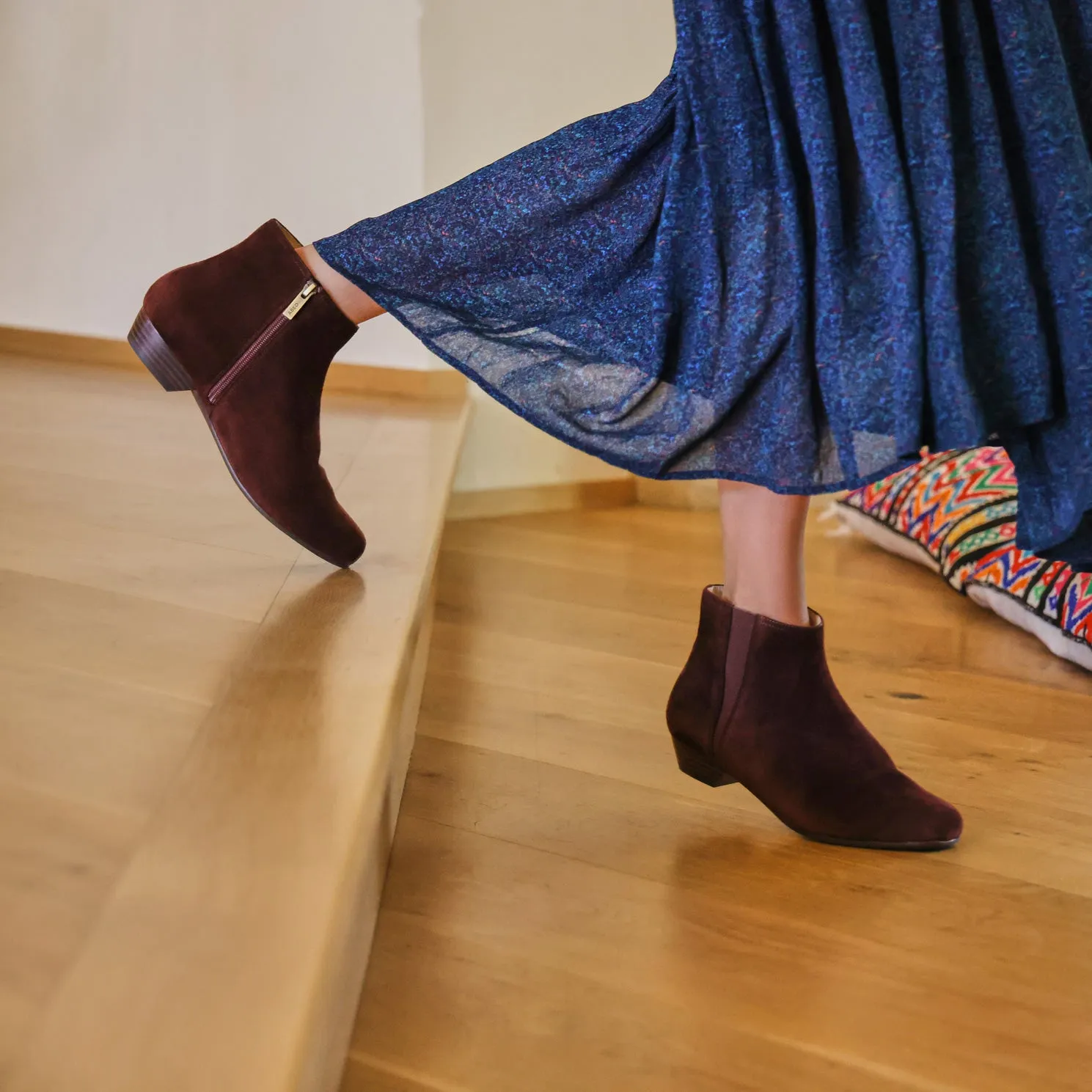 Via Boot Metatarsal sold by The Walking Company product image thumbnail 3