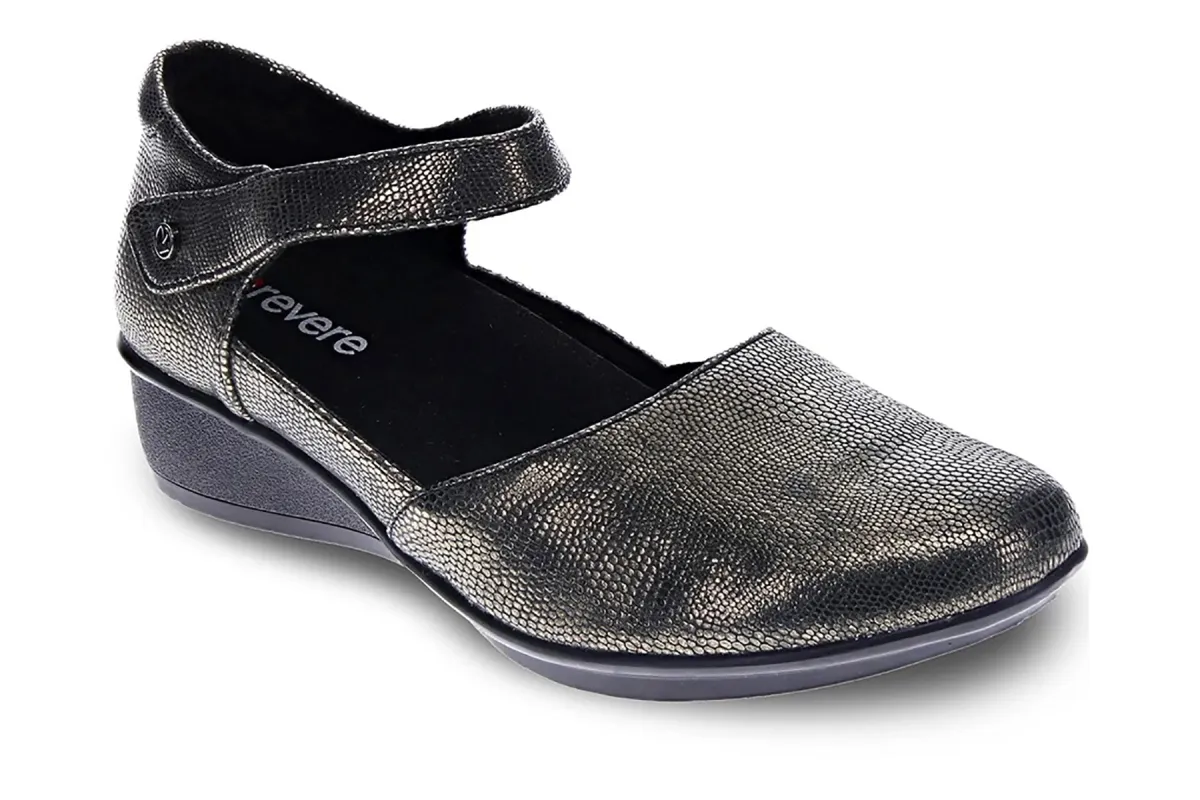 Osaka sold by The Walking Company