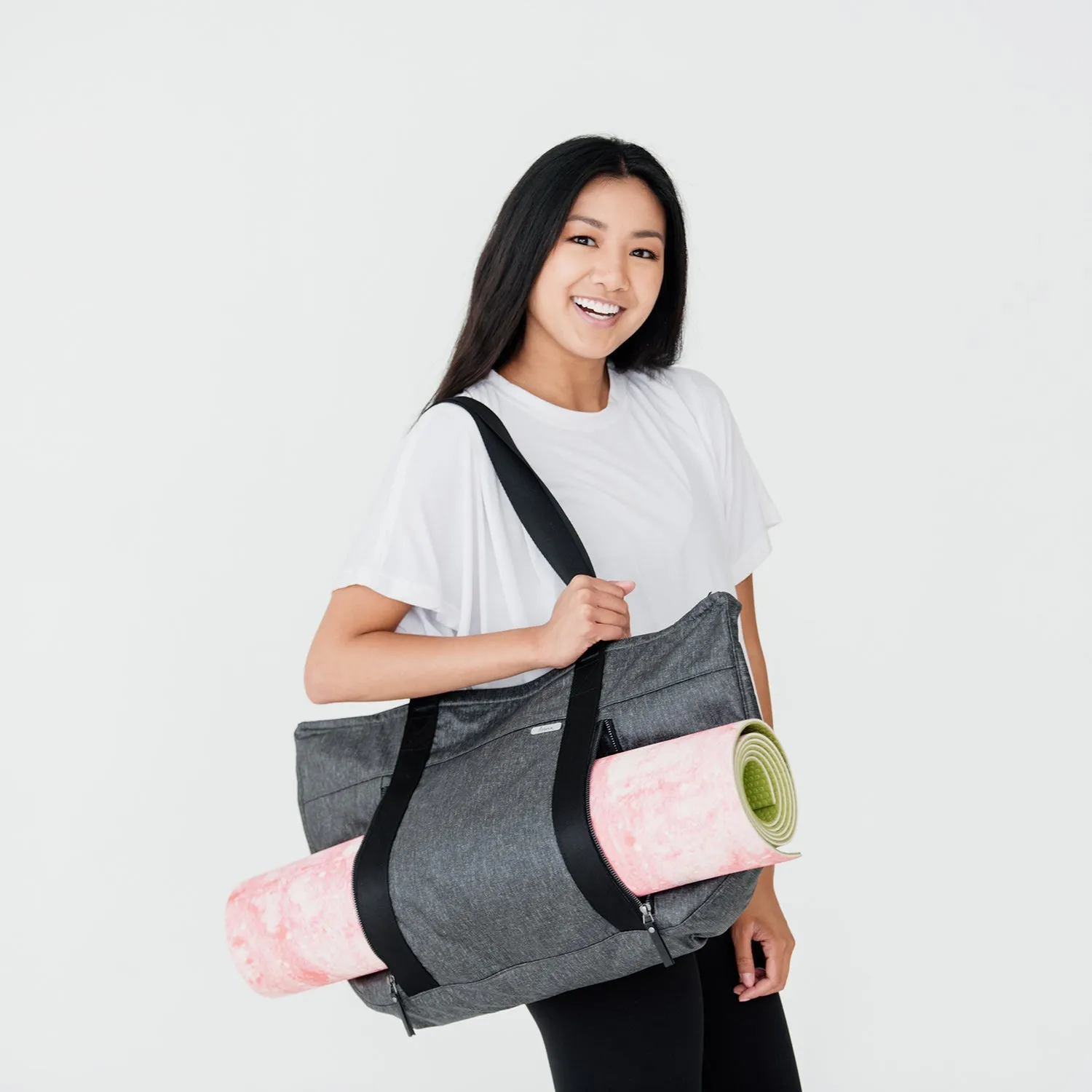 Aamina Yoga Tote sold by The Walking Company product image thumbnail 2