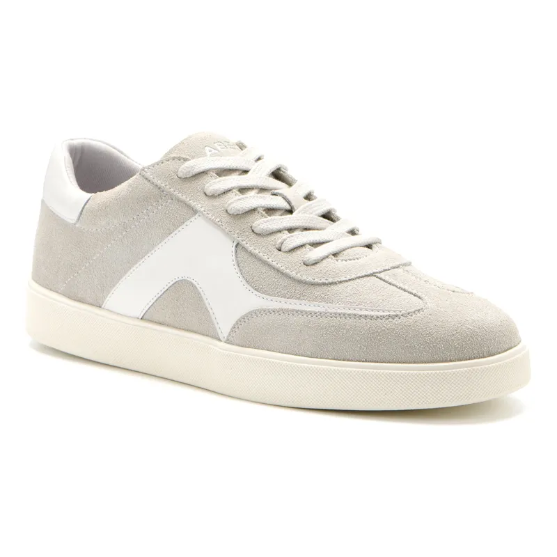 Encore Court Metatarsal sold by The Walking Company