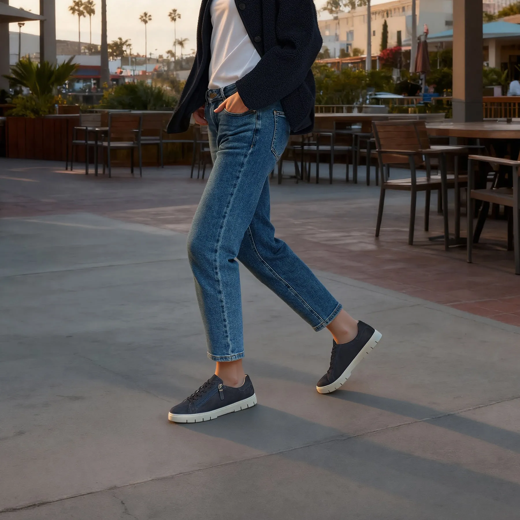 Roam Lace sold by The Walking Company product image thumbnail 3