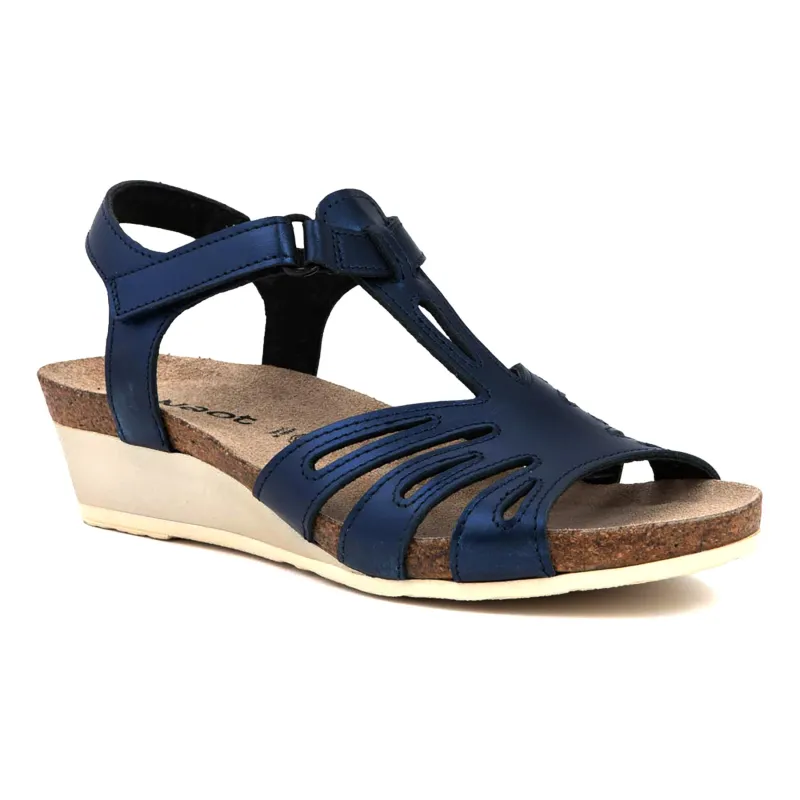 Starlet sold by The Walking Company