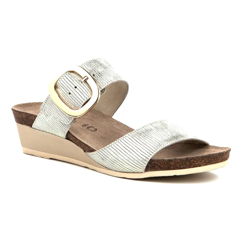 Magic sold by The Walking Company