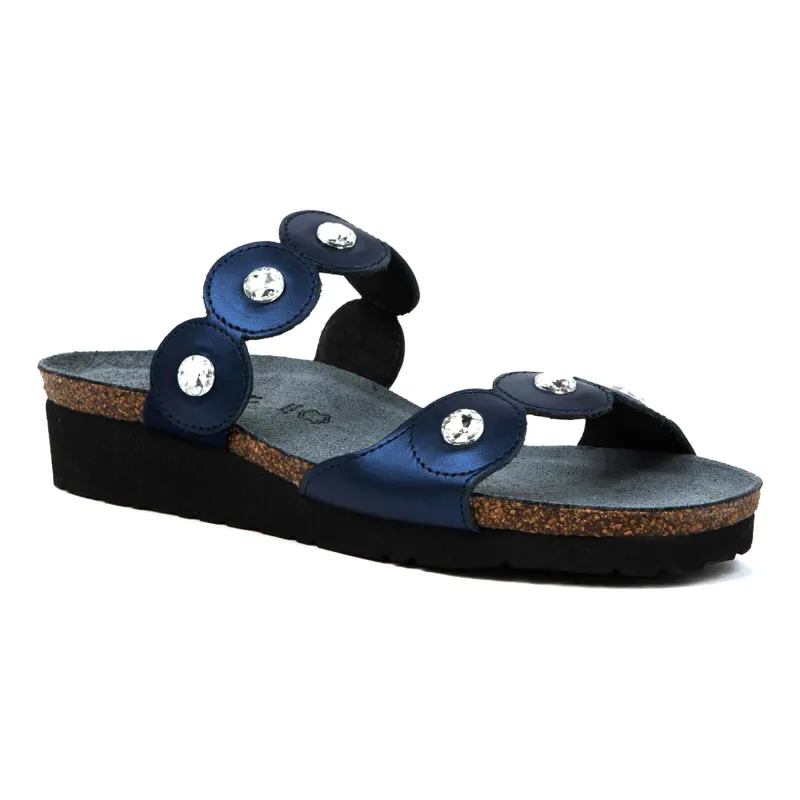 Hailey sold by The Walking Company