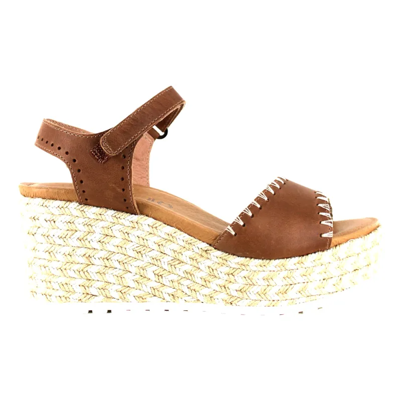 Blanes sold by The Walking Company