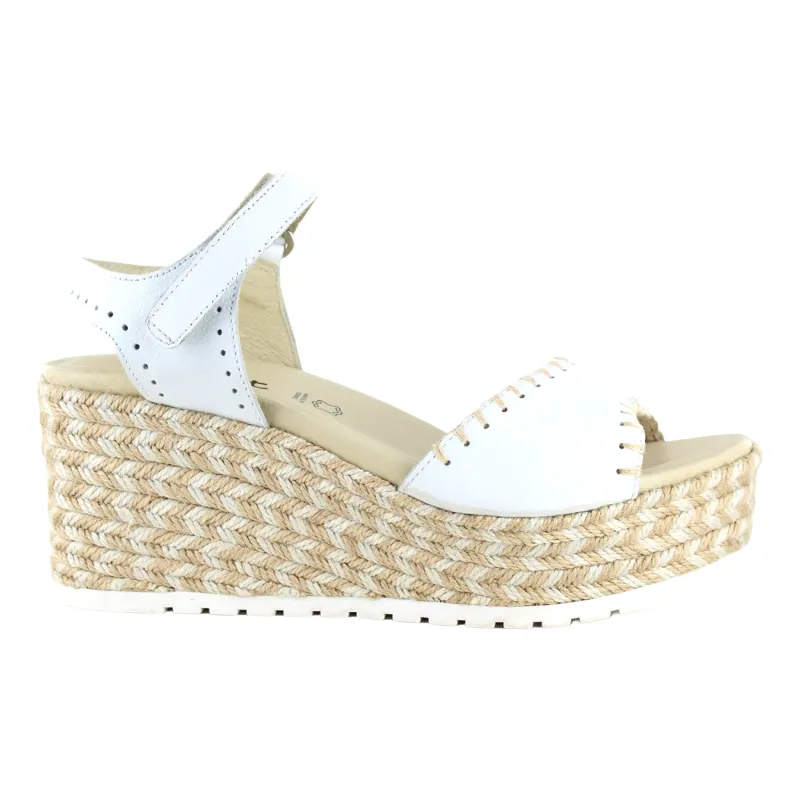 Blanes sold by The Walking Company