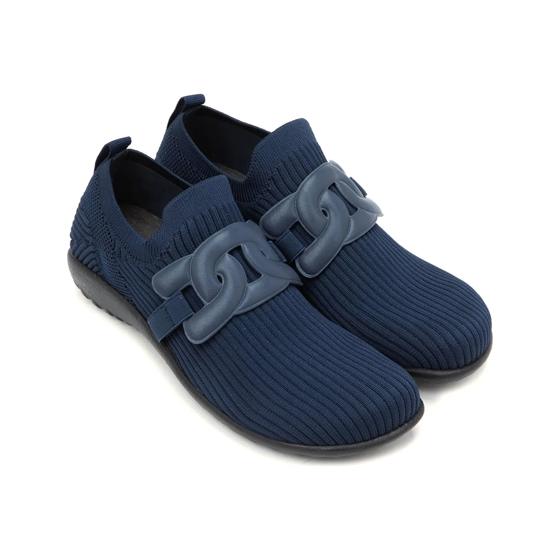 Picton sold by The Walking Company product image thumbnail 3