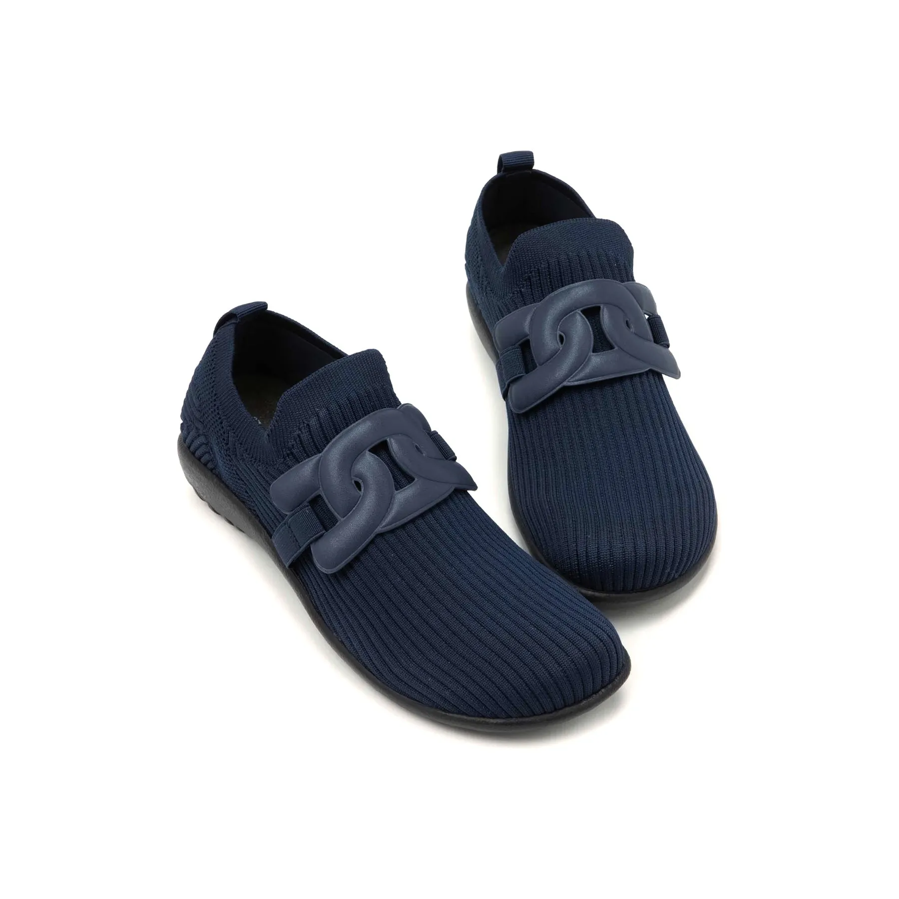 Picton sold by The Walking Company product image thumbnail 4