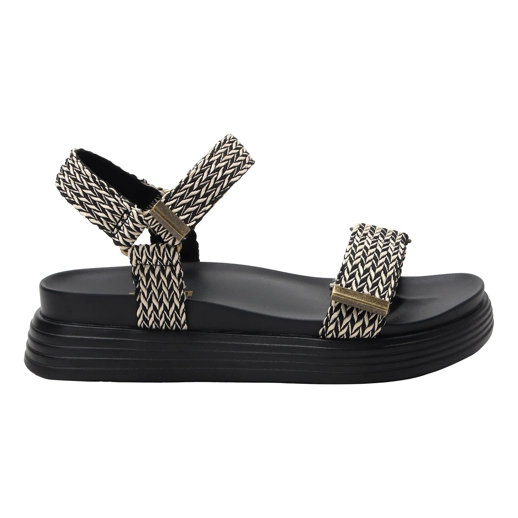 Allyson sold by The Walking Company