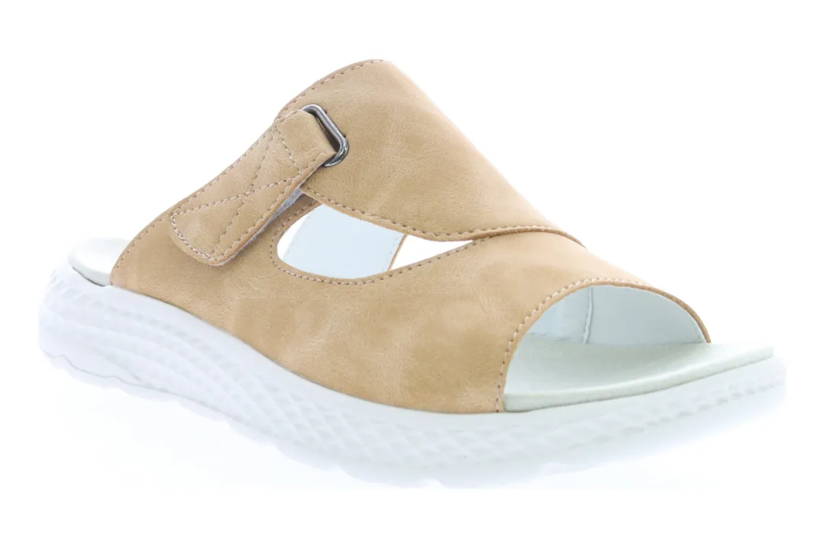 Travelactiv Sedona sold by The Walking Company