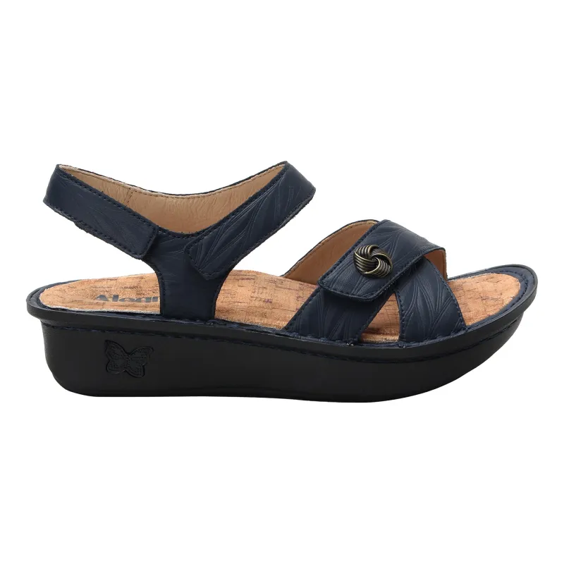 Kelsi sold by The Walking Company