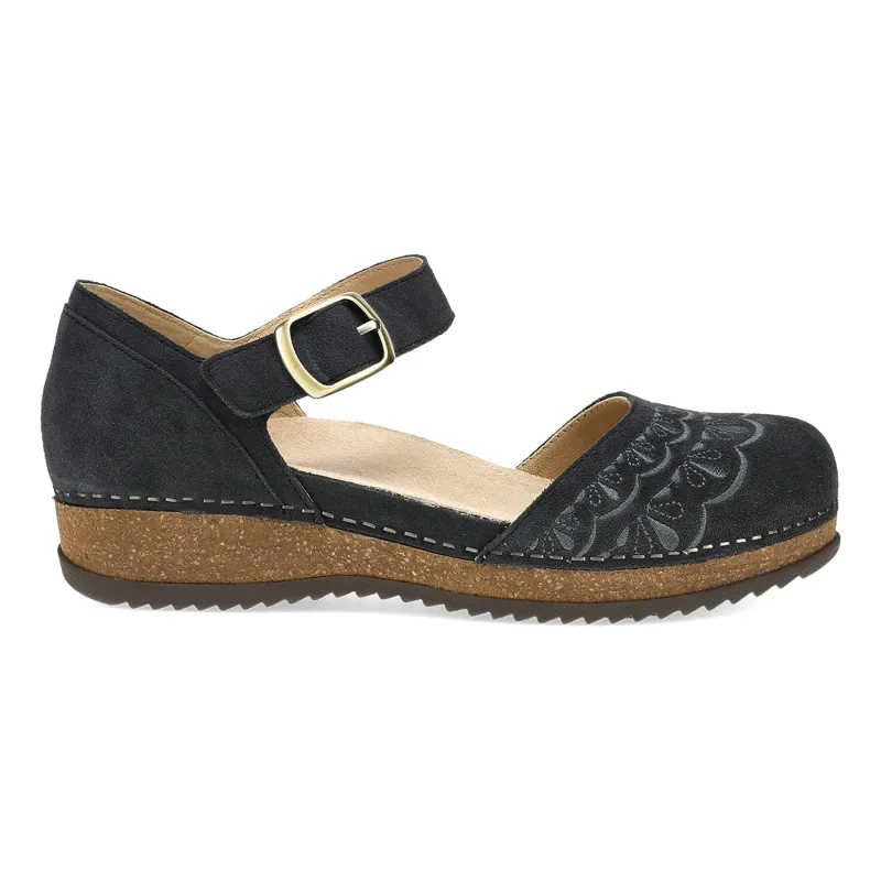 Mae made by Dansko