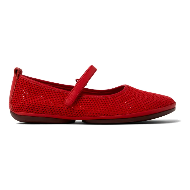 Right Nina Moccasin made by Camper