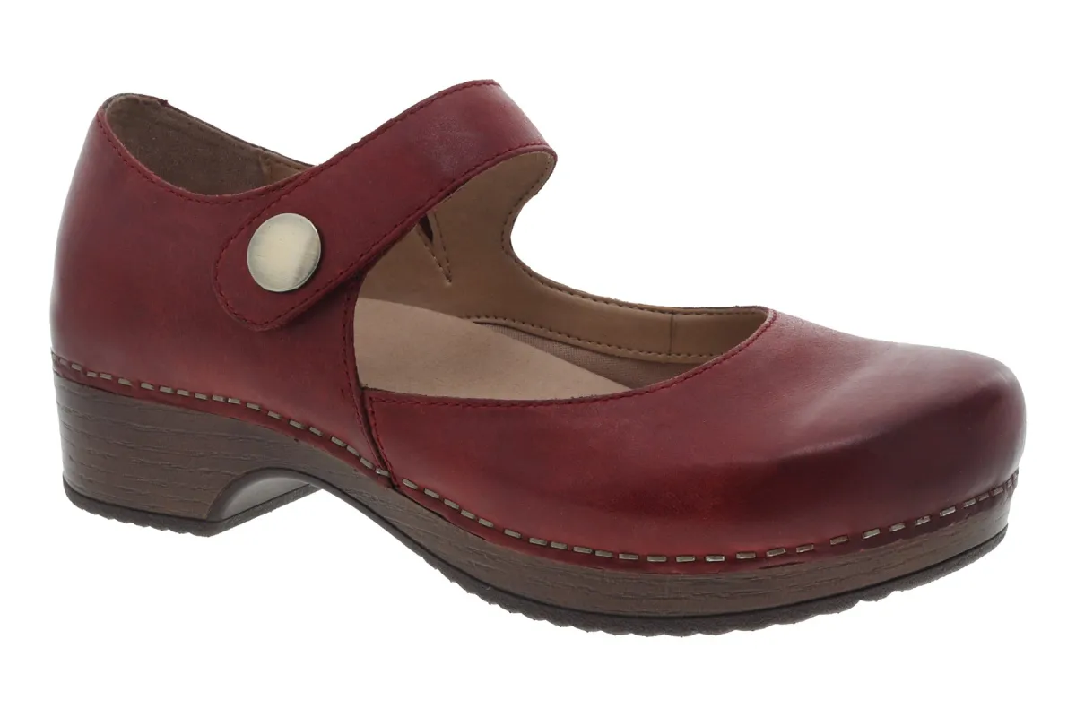 Beatrice sold by The Walking Company