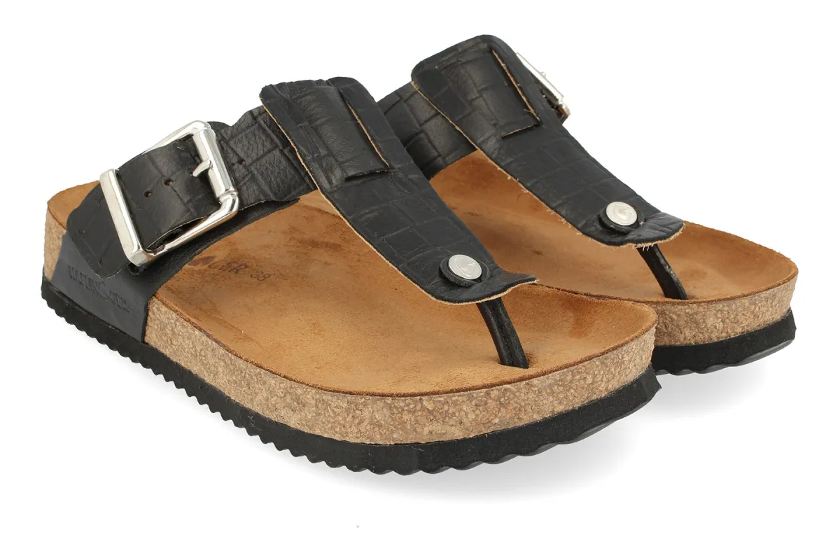 Cora sold by The Walking Company