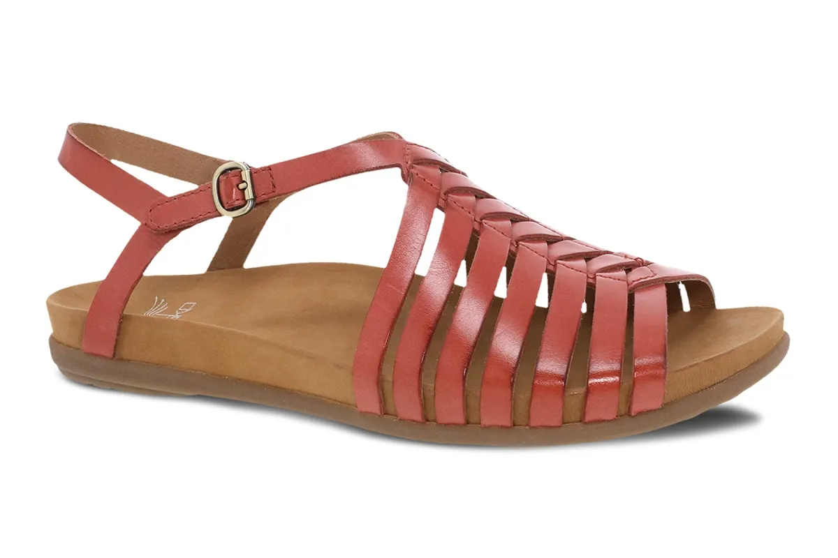 Jennifer sold by The Walking Company