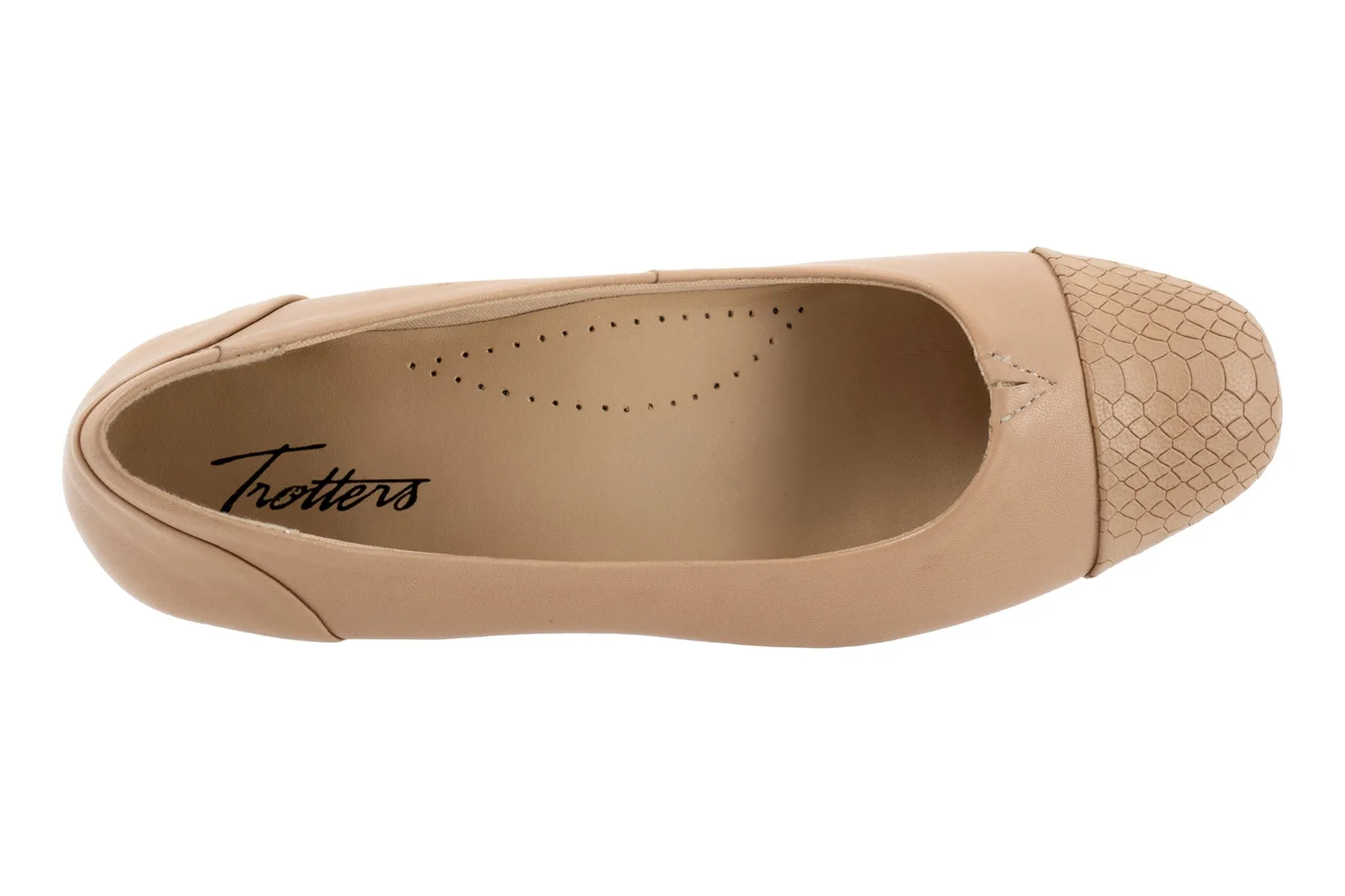 Daisy sold by The Walking Company product image thumbnail 2