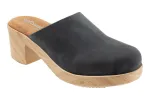 Felida sold by The Walking Company