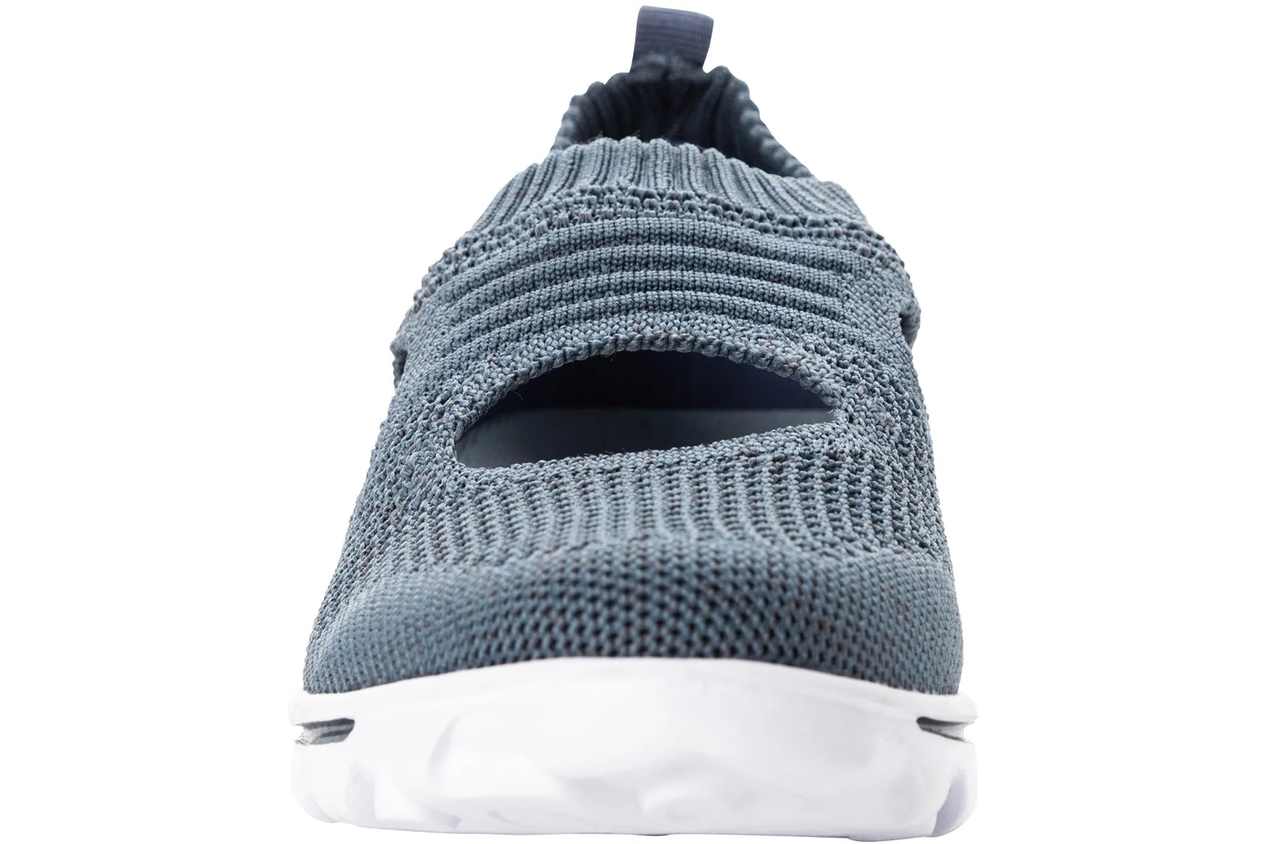 Travelactiv Avid sold by The Walking Company product image thumbnail 5