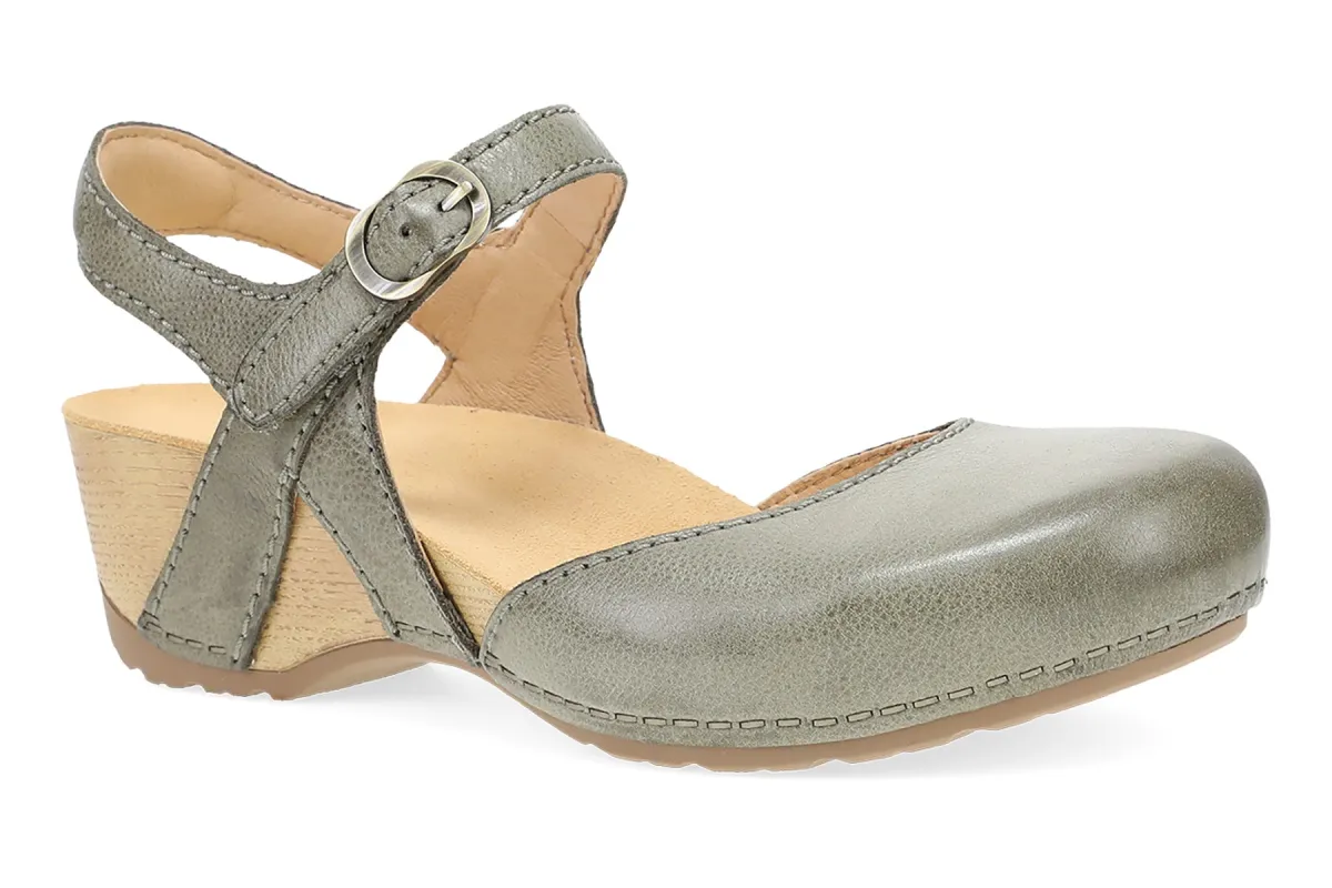 Tiffani made by Dansko