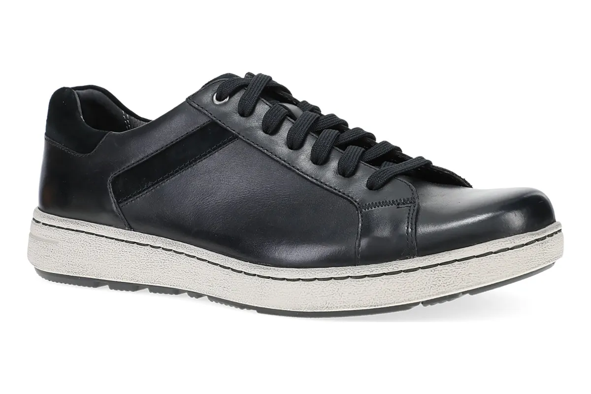 Trevor made by Dansko