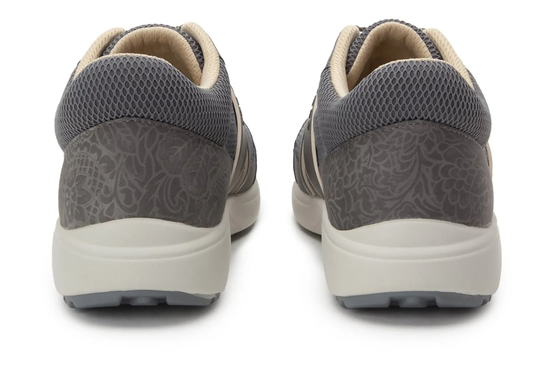 Traq Qarma 2 sold by The Walking Company product image thumbnail 4