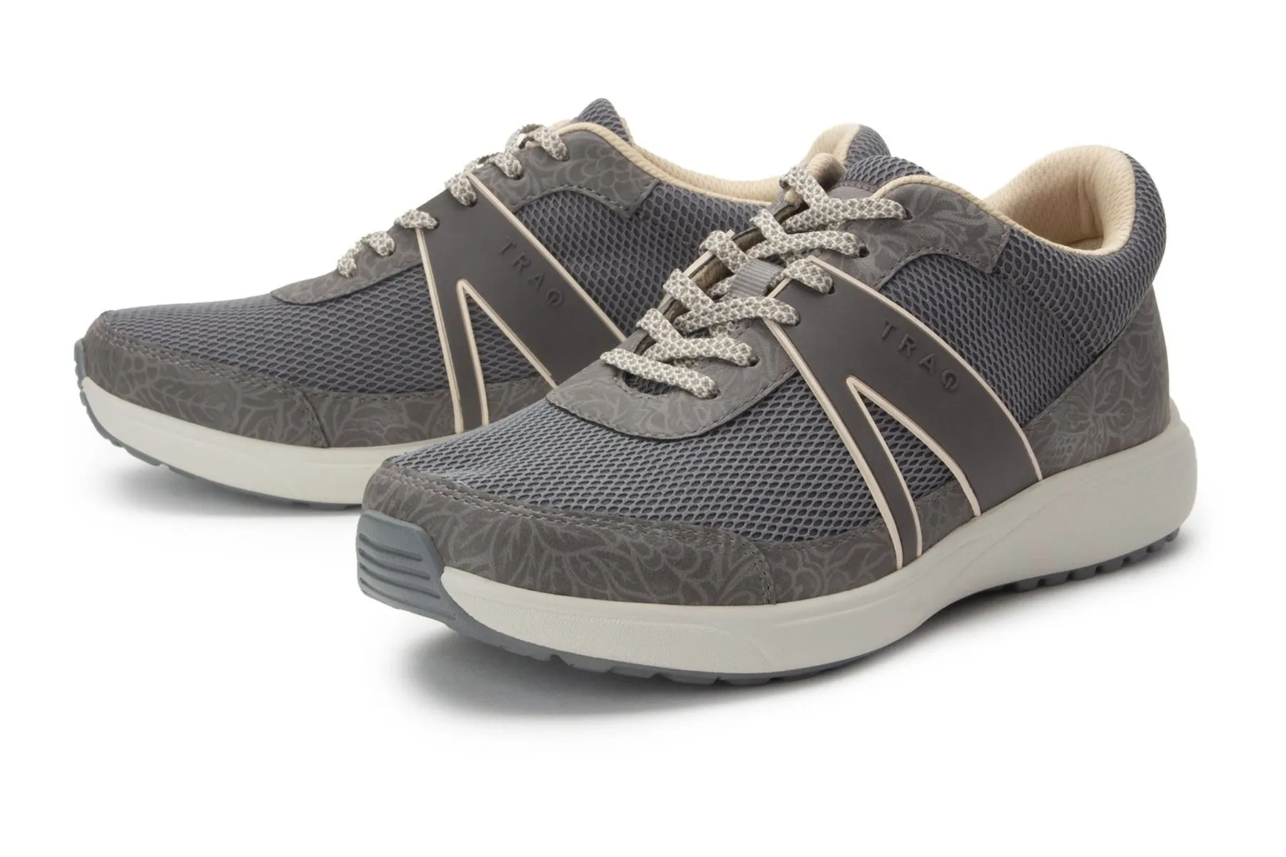 Traq Qarma 2 sold by The Walking Company product image thumbnail 2