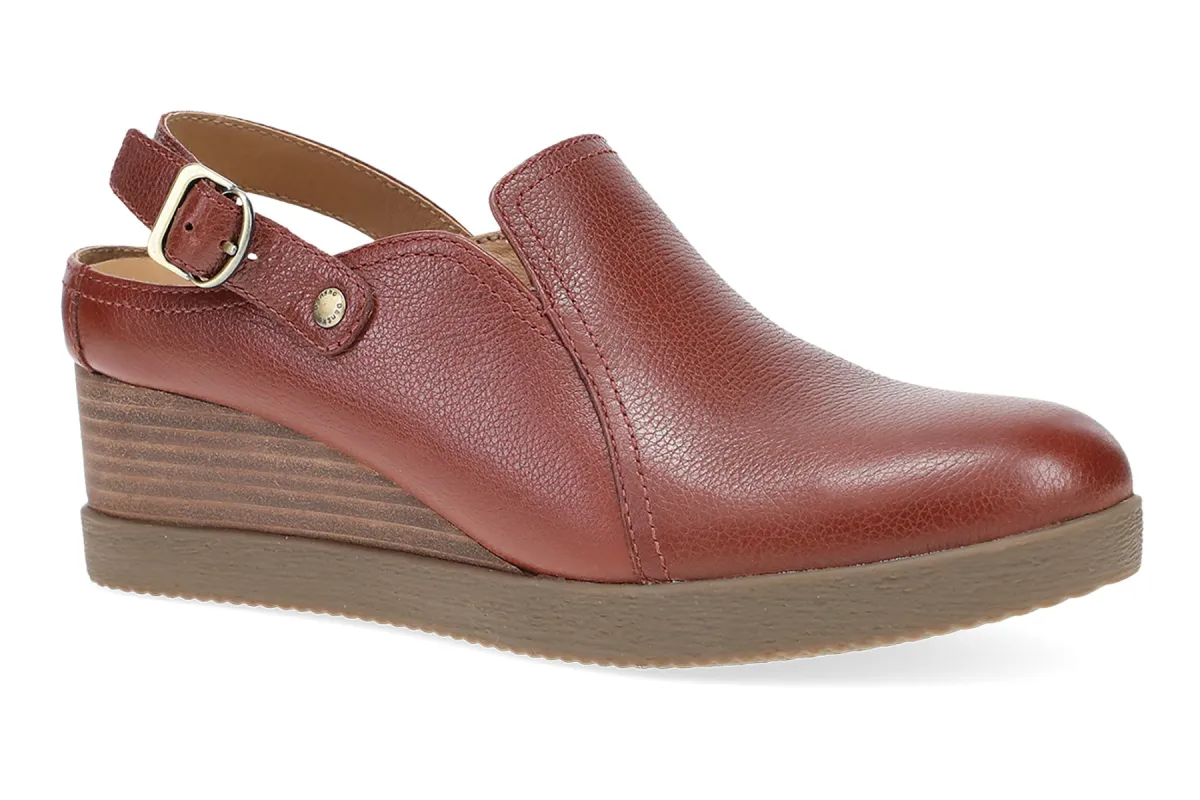 Sheridan sold by The Walking Company