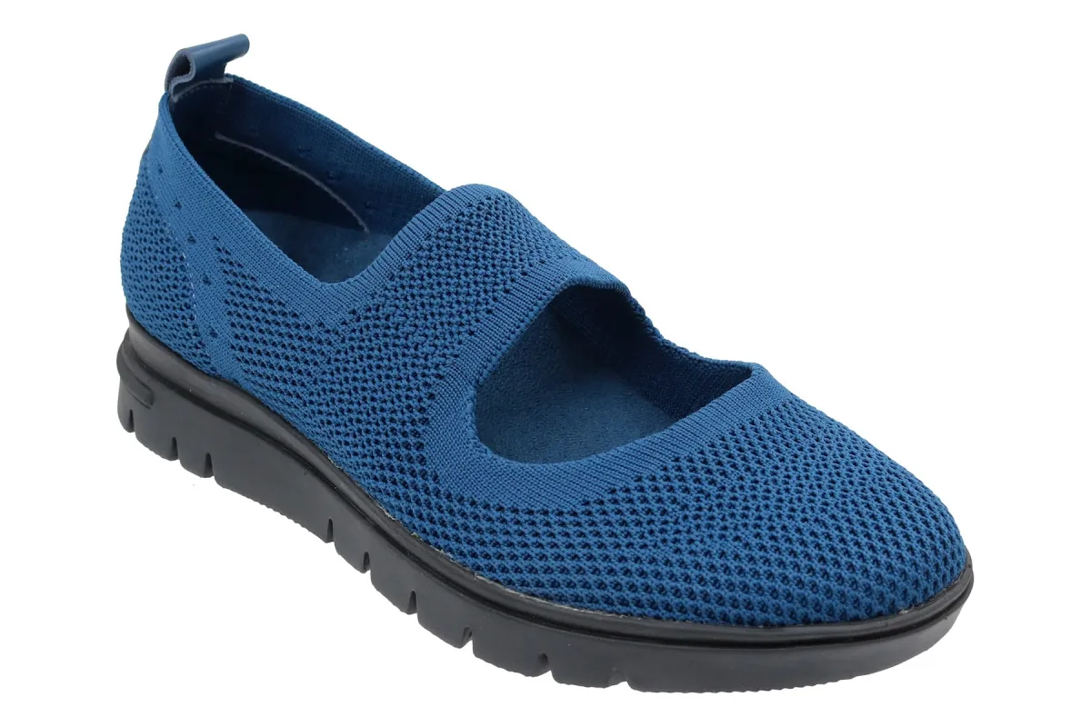 Comfy sold by The Walking Company