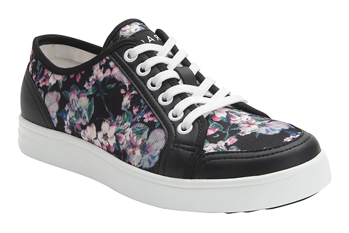 Traq Sneaq sold by The Walking Company