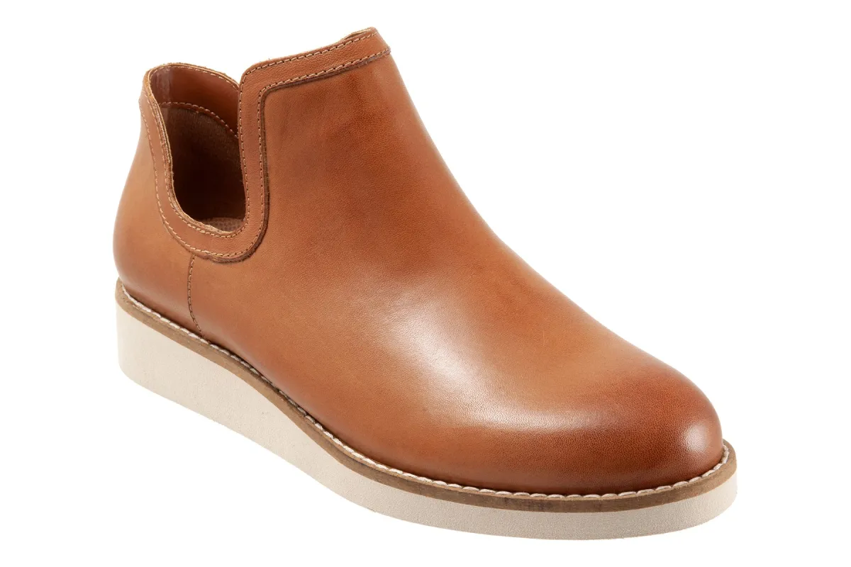 Woodbury sold by The Walking Company