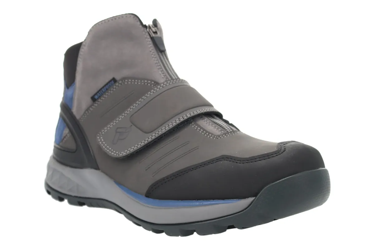 Valais sold by The Walking Company