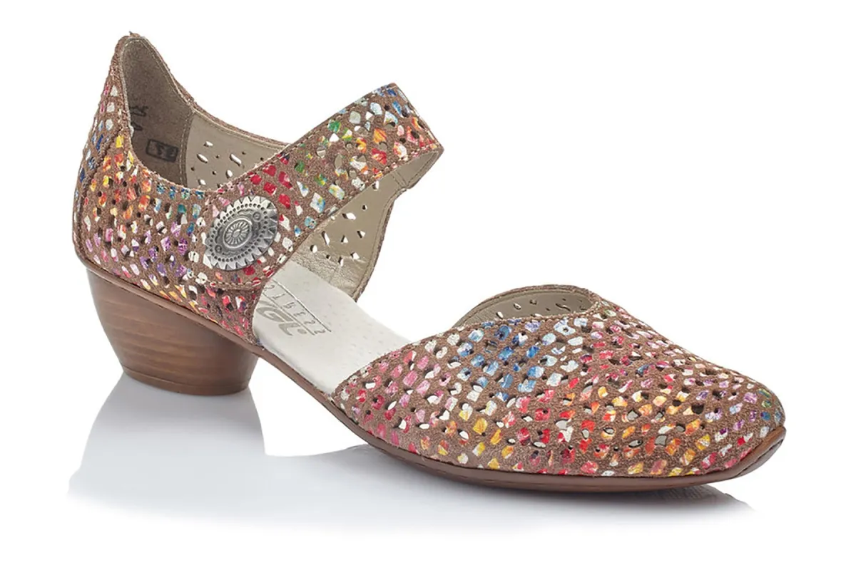 Mirjam 65 sold by The Walking Company