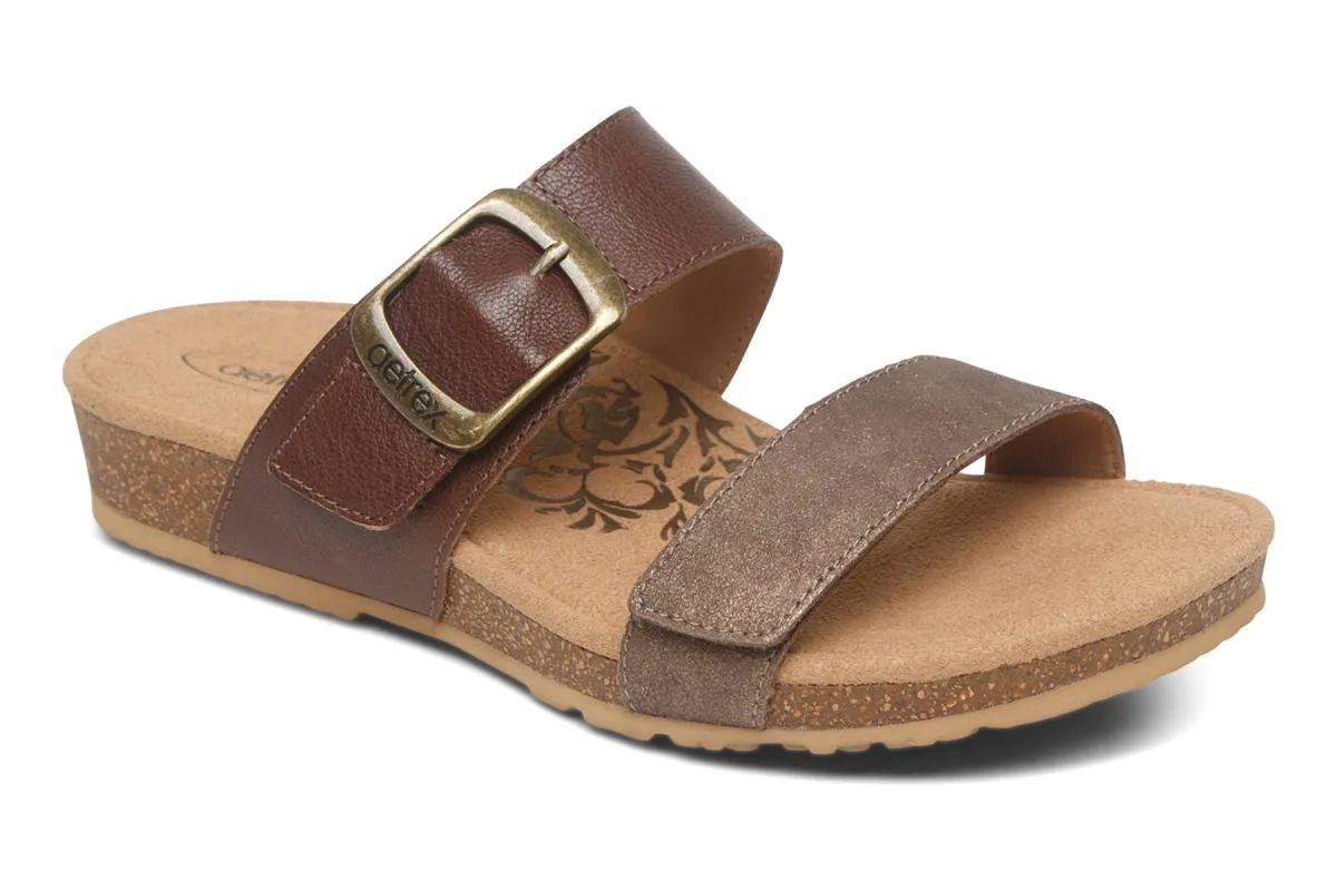 Daisy made by The Walking Company