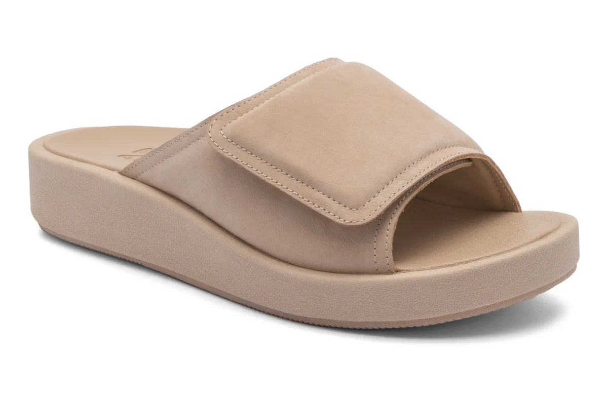 Paseo Slide Metatarsal sold by The Walking Company