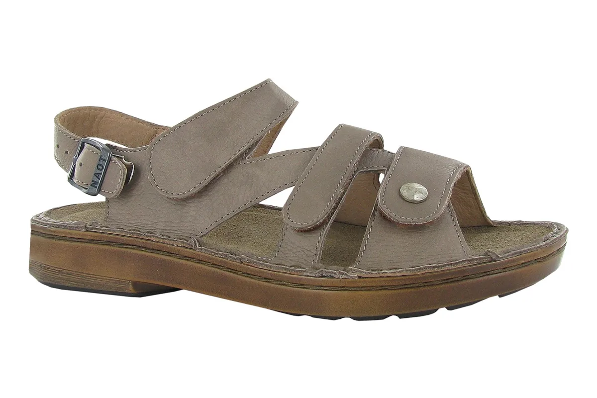 Fleur sold by The Walking Company