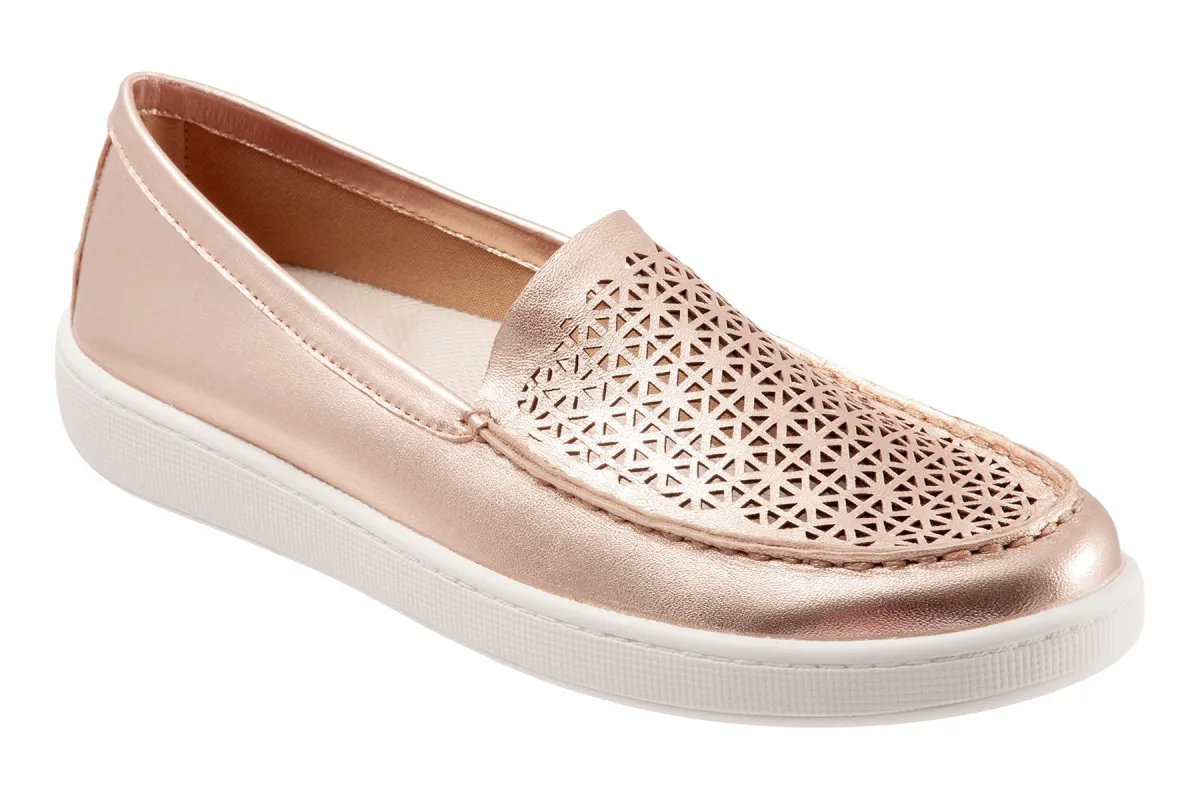 Audrey sold by The Walking Company